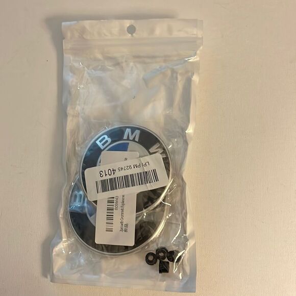 BMW logo Emblems for Hood & Trunk set of 2 Blue & Silver NWT - Picture 8 of 9